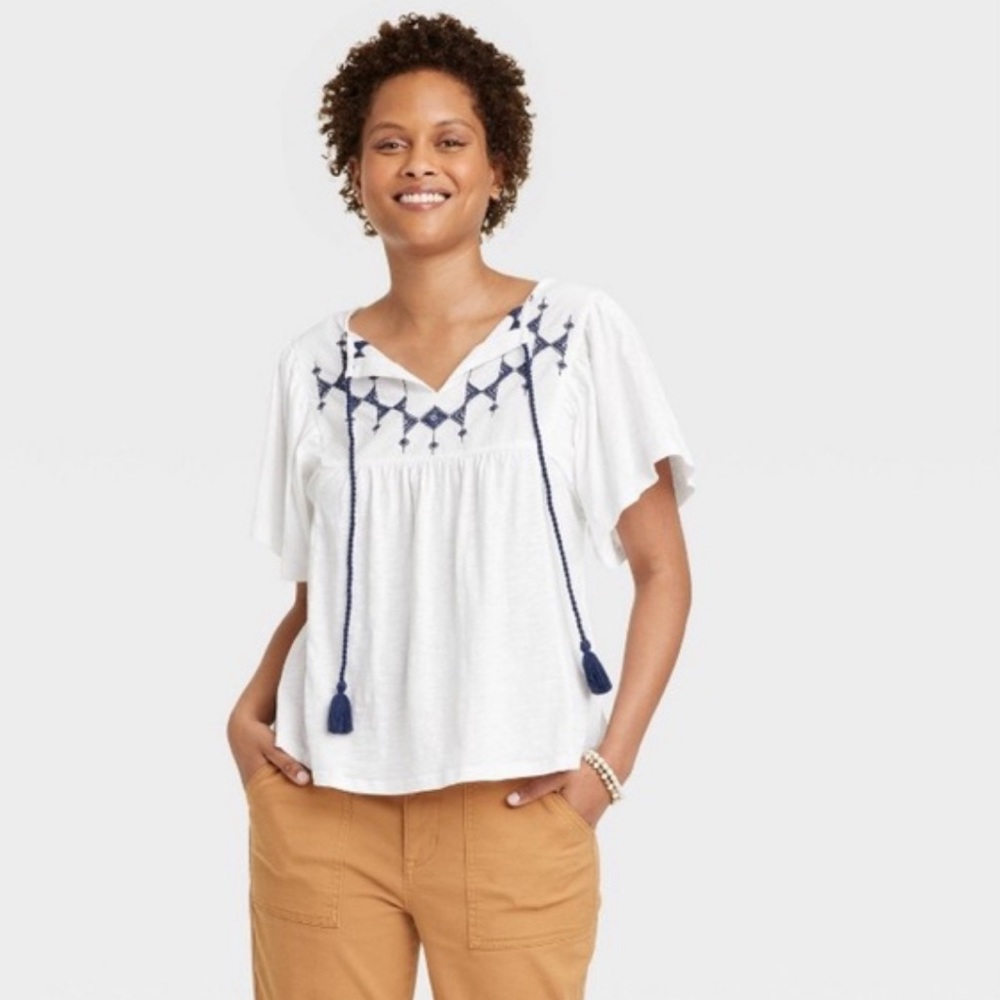 Knox Rose Flutter Short Sleeve Embroidered Top